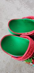 Disney Parks Mickey Mouse & Friends Crocs Christmas Holiday Clogs Kids Size 11