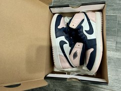 Nike Air Jordan 1 Retro High OG Bubble Gum Atmosphere 1.5Y MINT CONDITION