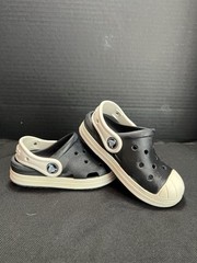 Crocs classic clogs, Two Tone, Black And White Unisex child size 8