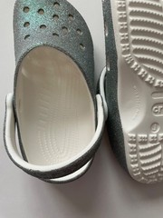 💯Crocs Classic silver Glitter Size J1 Junior Clogs Shoes Sandals NWOT