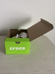 Crocs Classic Crafted Daisy Clog K 211580-0wv Size J5 Chalk Brand New!