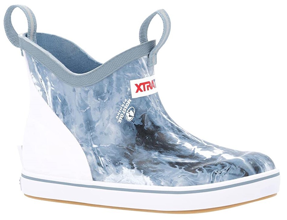 Xtratuf Kid’s Ankle Deck Boot – Mossy Oak WakeForm Arctic