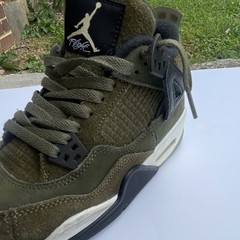 Jordan Air Jordan 4 Retro SE Craft GS FB9928-200 Olive Vanilla 7Y (barely worn)