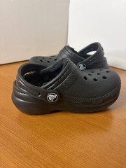 Croc Classic Lined Clogs Toddlers Size 6 Black Fleece Warm