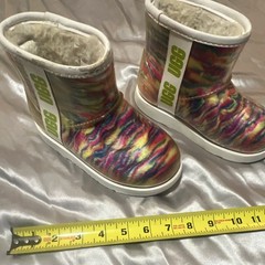 UGG Kids Multicolor Snow Boots Size 12 Faux Fur Lined Pull On Rubber Outsole