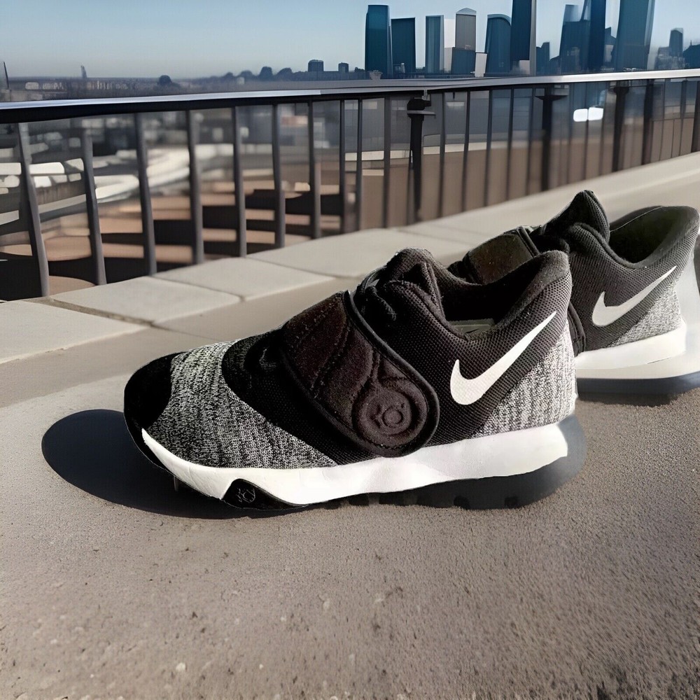 NIKE KD TREY 5’ V LOW SNEAKERS BLACK/WHITE/GREY (PRESCHOOLERS) SIZE 2Y