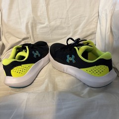 Under Armour Surge 4 Unisex Running Sneakers Black, Lime & Turquoise ￼7Y