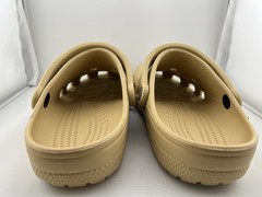 Crocs Classic clog Color Wheat Unisex Big Kids-Size J6 Also Fits Women’s 7.5