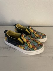 Pokemon PIKACHU Slip-On Canvas Sneaker Shoes Unisex Youth Size-2