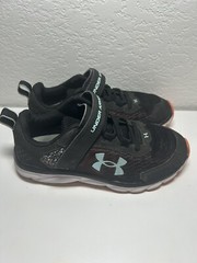 Under Armour Sneakers UA Assert 9 Paint Splatter Black Running Shoes 2Y Kids