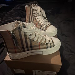 Authentic Burberry New Mini Jack Kids High Top Plaid Canvas Sneaker US 12 EU 31