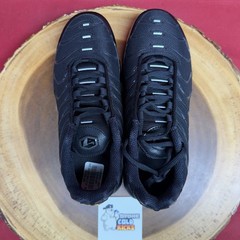 Nike Air Max Plus Triple Black All Black CD0609-001 Mismatch Size 4YL/5YR
