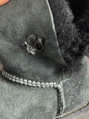 UGG Kids Bailey Button Short Black Suede Sheepskin Boots Y Size 10 (1017400T)