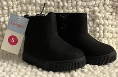 Toddler Arlo Shearling Style Boots from Cat & Jack in black, size 5T.