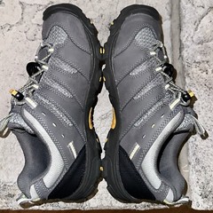 New Keen 1011908 Koven Gray Leather Drawstring Hiking Shoes Sandals 5 Boys Youth