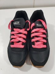 Reebok Grade School Junior Classic Nylon Running Shoe Size 1