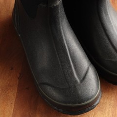 Bogs Boots Youth SZ 4 Black Classic High Handle Waterproof Chore Garden Outdoor