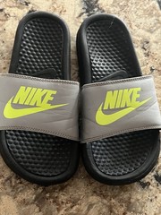 Nike Kids Slide Sandals Black Gray Yellow Size 4Y Model 555628-003
