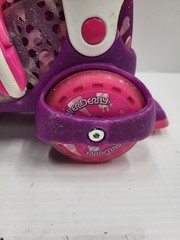 Roller Derby Roller Skates Youth Size 11-2 Pink Purple Adjustable Kids Shoes