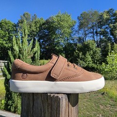 Sperry Spinnaker Jr. Washable Sneaker in Tan Children’s Size 10 M