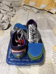 Vans Old Skool x Marvel US 8.5 Multicolor