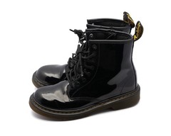 DOC MARTIN JUNIOR 1460 PATENT LEATHER LACE UP BOOTS Kids size 2