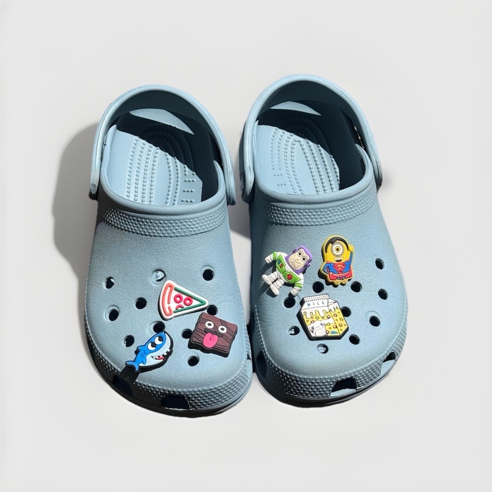 Authentic Crocs Classic Clogs Blue Sz J/4 With 6 Charms Food, And Characters.