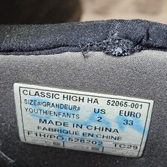 BOGS Classic High Handle 52065-001 Youth Size 2 Waterproof Rain Boots Black