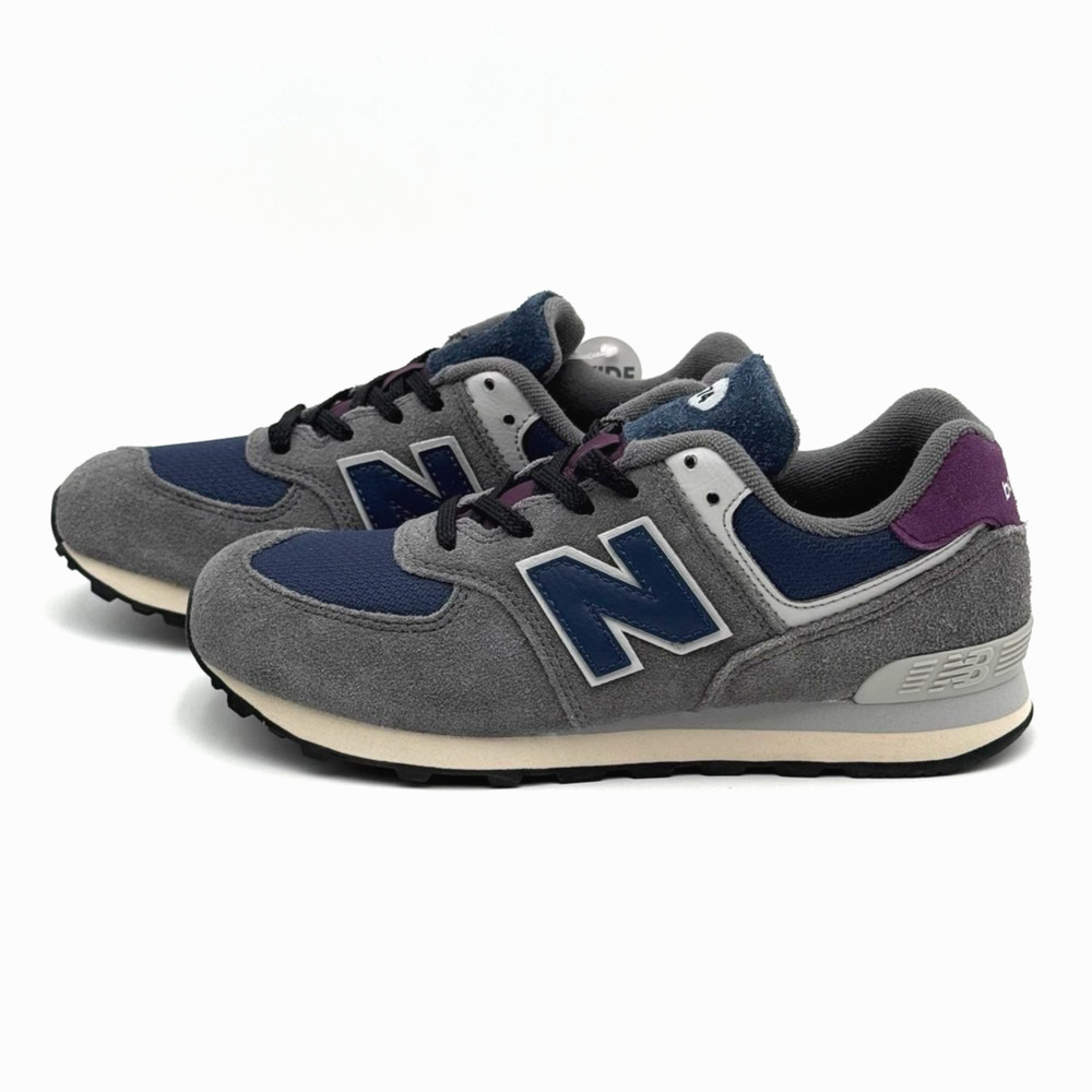 Size 2.5 WIDE Little Kid’s New Balance 574 Suede Sneakers Grey Blue PC574KGN