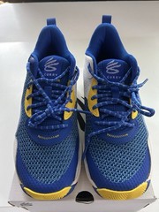 Under Armour GS CURRY 3Z 24 Boys Size 6Y Blue And White Basketball Sneakers New