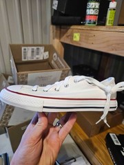 Converse Chuck Taylor All Star OX Low White – Size 2 Youth