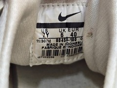 Nike Air Huarache White / Tan Sneakers US Size 7Y