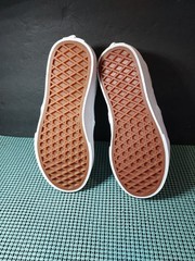 VANS Classic Slip On Checkerboard True White Unisex Athletic Sneaker 1Y