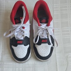 Jordan Legacy 312 Unisex Kids White/Black/Red Low Top Lace-Up Sneakers 13C