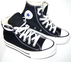 Converse CTAS Eva Lift Hi Top Black/White/Black 372859F Youth size 3M Clean EC!