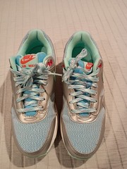 NIKE Air Max 1 (GS) Size 6.5 Y Blue green silver