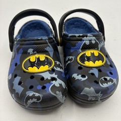 Crocs Batman Lined Clogs Kids Size C9 Blue Black Bat Logo Slip On Shoes