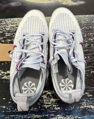 Size 7 (GS) – Nike Air VaporMax 2021 Flyknit Low White Violet Frost
