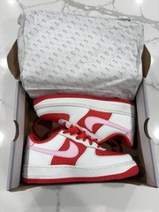 HV5165-121 Nike Air Force 1 Low Valentine’s Day (2025) (GS) Size 3.5Y New!