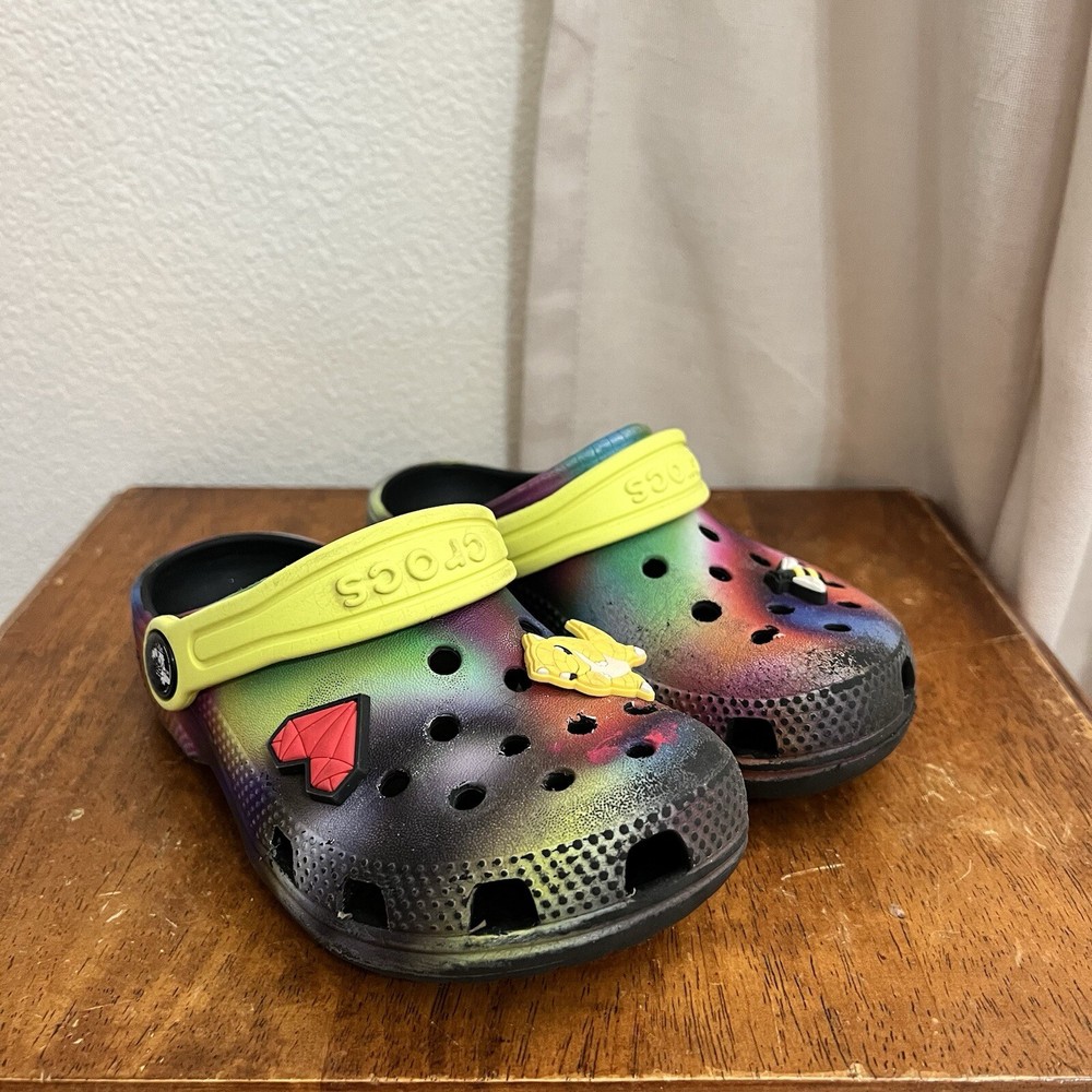 Crocs Classic Clogs Primary Rainbow Tie Dye Kids Clogs Size Childrens 7 Pokémon