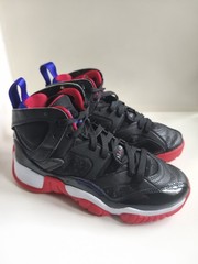 Nike Jordan Jumpman Two Trey DO1925-001, Black/Dark Concord White True Red Size 39