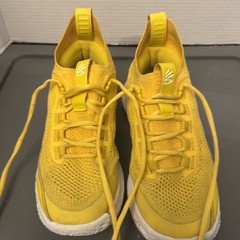 Under Armour Curry Flow 8 Yellow Youth Size 7y Basketball Shoes Used!!!