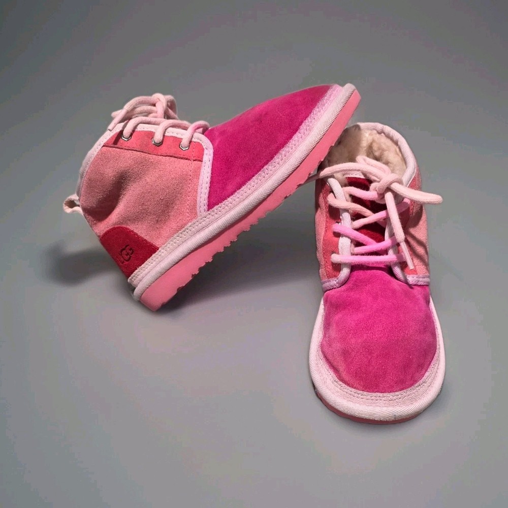UGG 1123644K Pink Suede Shearling Lined Chukka Boot Unisex Kids 1 Ankle