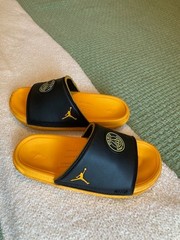 AIR JORDAN Play Slide PSG Paris Saint Germain Sandals Men’s Sz 8 FD2114-007