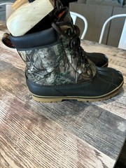 Magellan Outdoors Camouflage Kids Duck Boots Sz 6