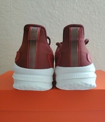 NEW!!! Nike Renew Rival, size 6.5Y, Running Shoes.