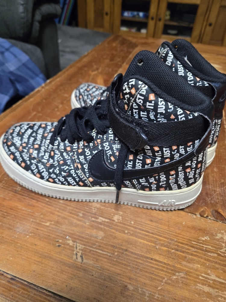 Nike Air Force 1 Unisex Kids High Top Sneakers US 7.5 Black/White/Orange