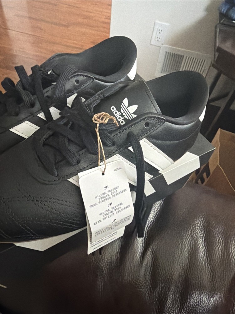 adidas Taekwondo Core Black Cloud White Gum Bottom JR6807 Size 4.5Y