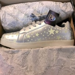 ✨⭐️ Silver Shooting Star LED Light Glow Shoes 🌟
