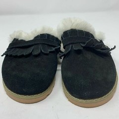L’amour leather scuff slipper size 2